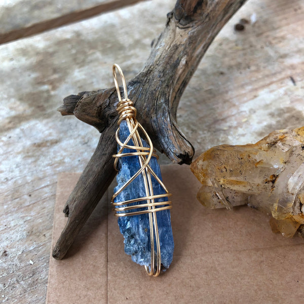 Blue Kyanite (Large)
