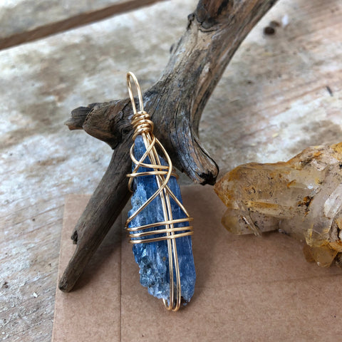 Blue Kyanite (Large)